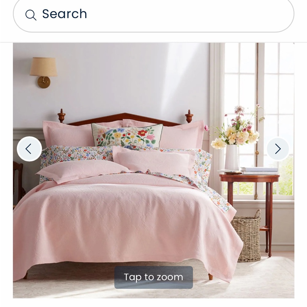 Rifle Paper Co.
Laurel Matelasse Coverlet - Soft Pink-Full (new)